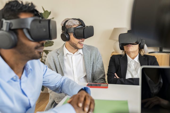 Treinamentos corporativos únicos, adaptados às necessidades de sua empresa, unindo tecnologia, estratégia e criação!